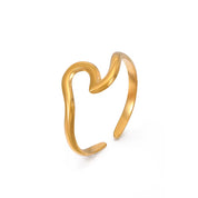 WAVY HEART RING