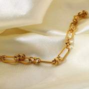 GOLD CHAIN BRACELET